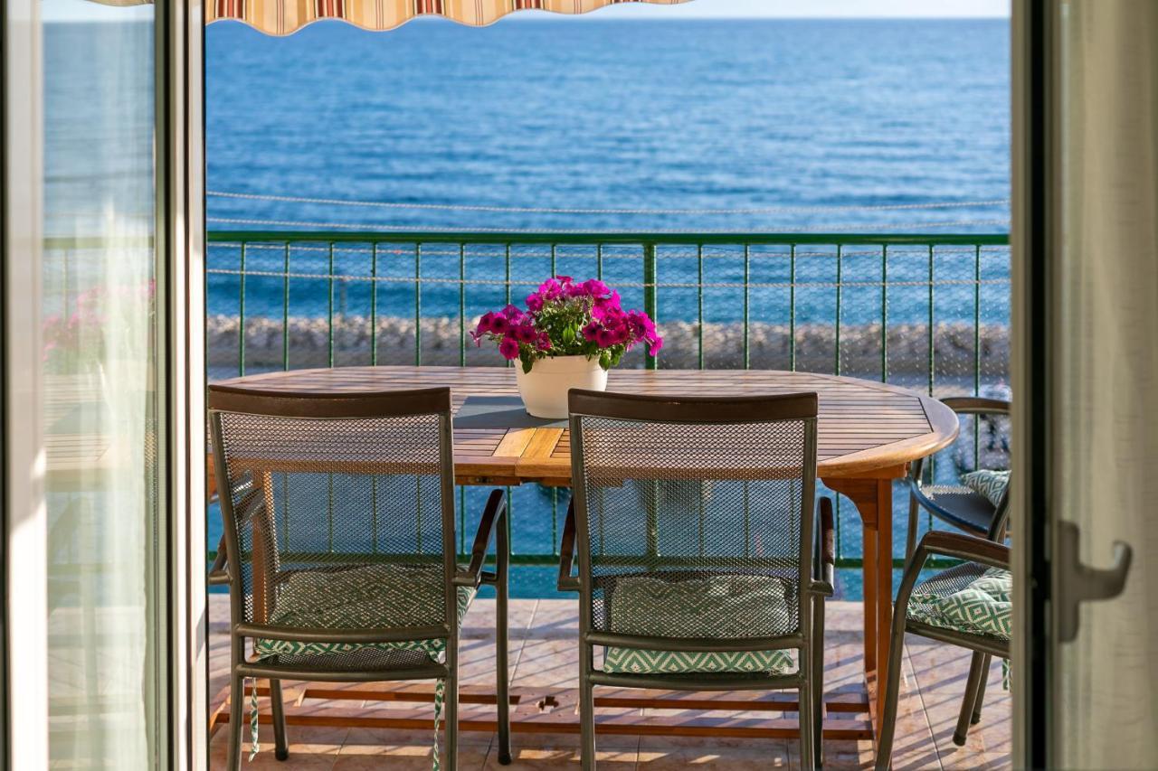 Apartment By The Sea Podgora Exteriér fotografie