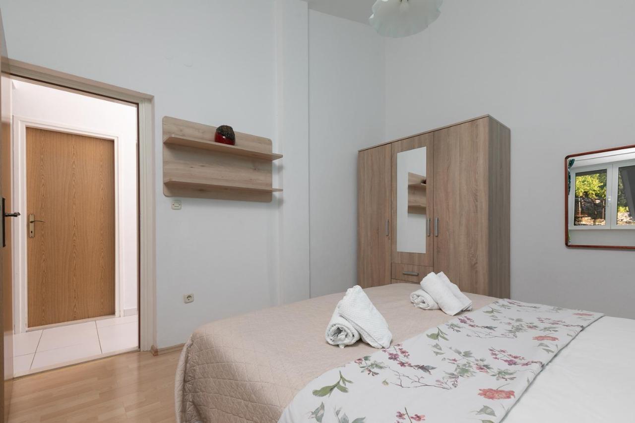 Apartment By The Sea Podgora Exteriér fotografie